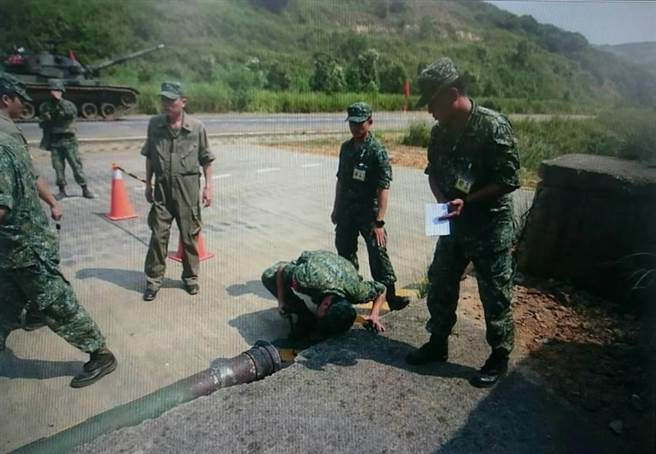 臺軍明年起招募“周末戰(zhàn)士” 每天5時就可下班