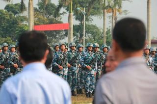 海軍陸戰(zhàn)隊(duì)新兵畢業(yè)，父母見證榮耀時(shí)刻