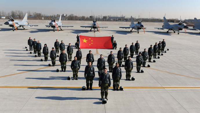 壯麗70年 人民空軍英雄史詩(shī)著空天