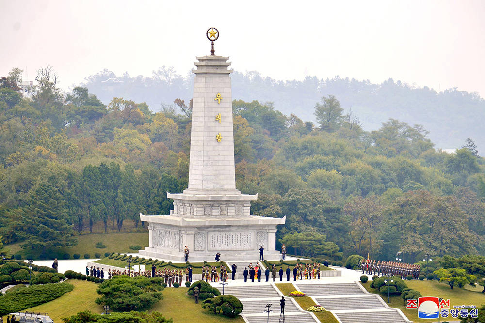 “朝鮮人民永遠不會忘記中國人民志愿軍勇士的豐功偉績”